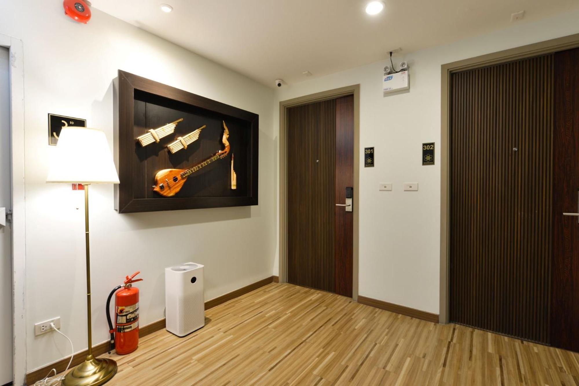 Bedever Boutique Bangkok Hotel - Bts Phra Khanong Bagian luar foto