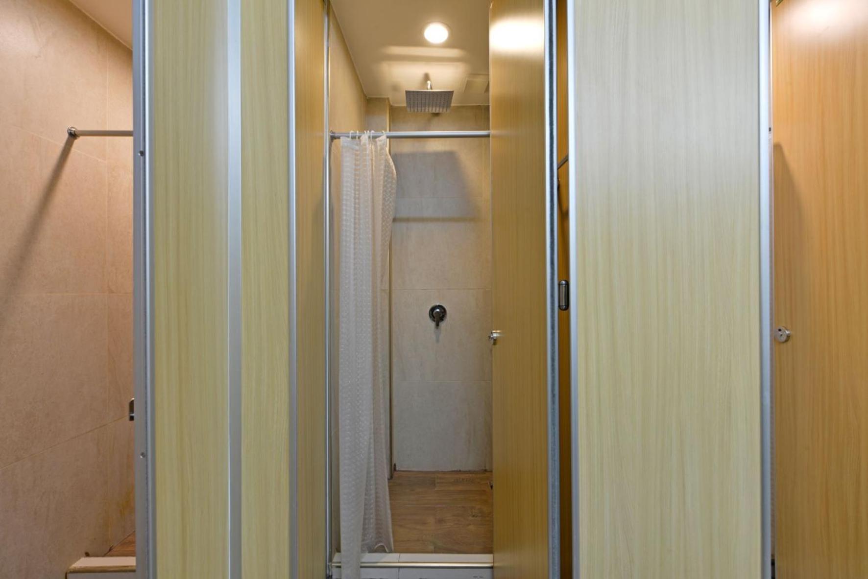 Bedever Boutique Bangkok Hotel - Bts Phra Khanong Bagian luar foto