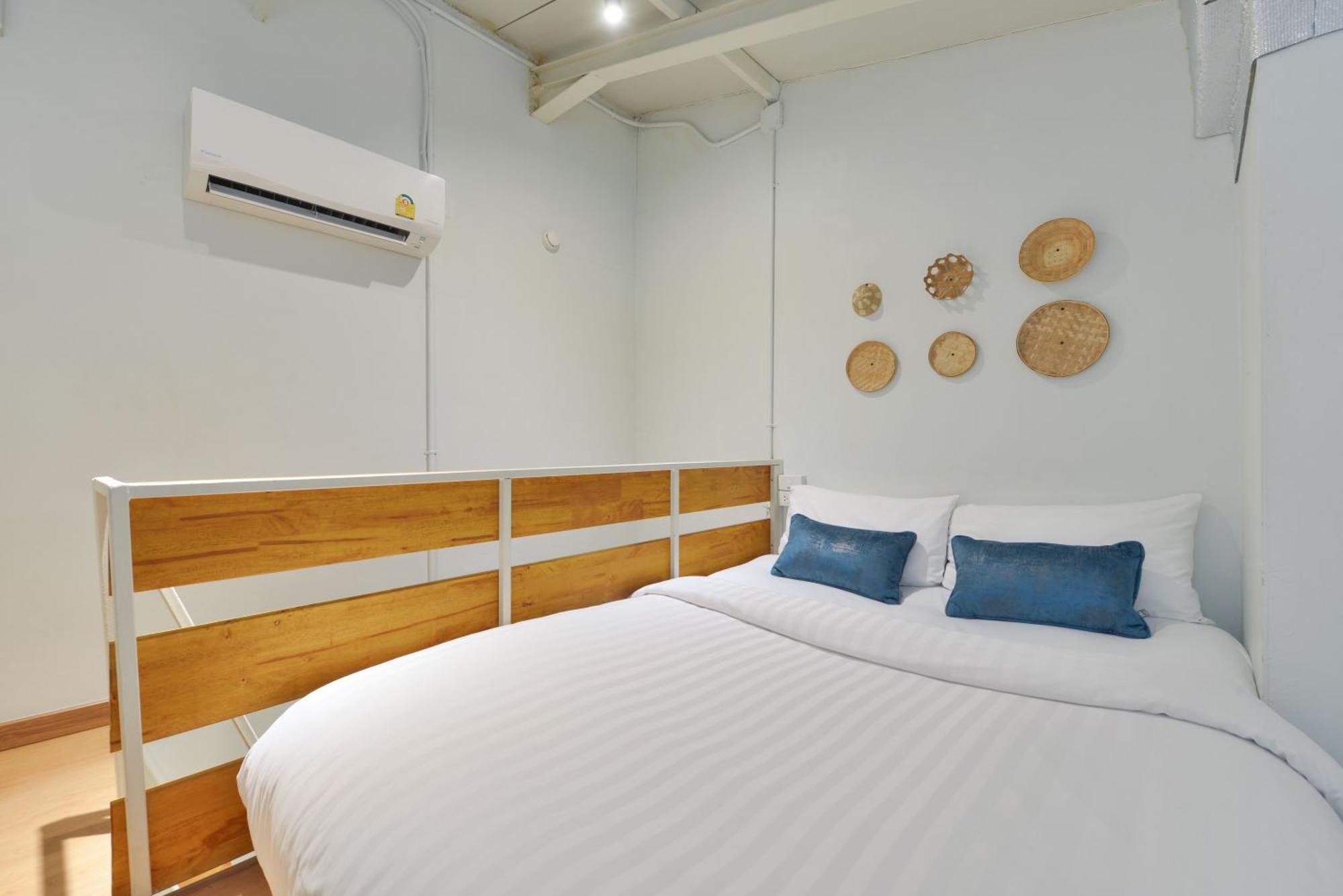 Bedever Boutique Bangkok Hotel - Bts Phra Khanong Bagian luar foto